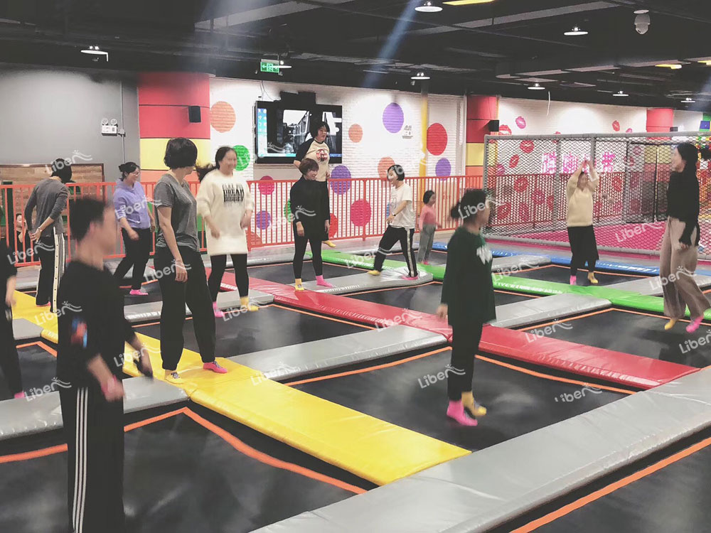 indoor trampoline park