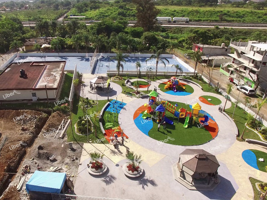Outdoor Play Gym
