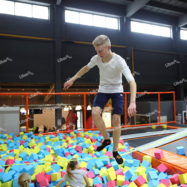What To Consider When In An Indoor Trampoline Investment?