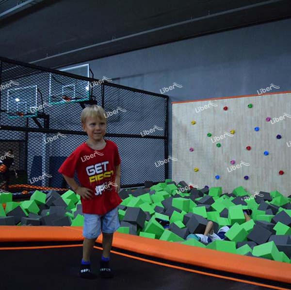 What Kind Of Slide Is Fun In The Trampoline Hall? How To Make A Good Combination Of Equipment?