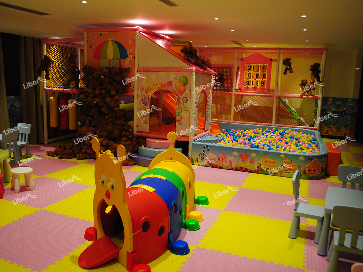 indoor soft play equipment-1